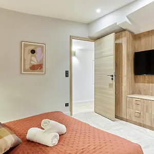 Batignolle Montmartre By Prestige Apartment