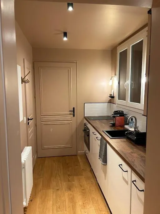 Appartement Parisien De Charme 0*, Paris