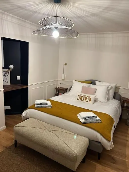 Apartment Appartement Parisien De Charme
